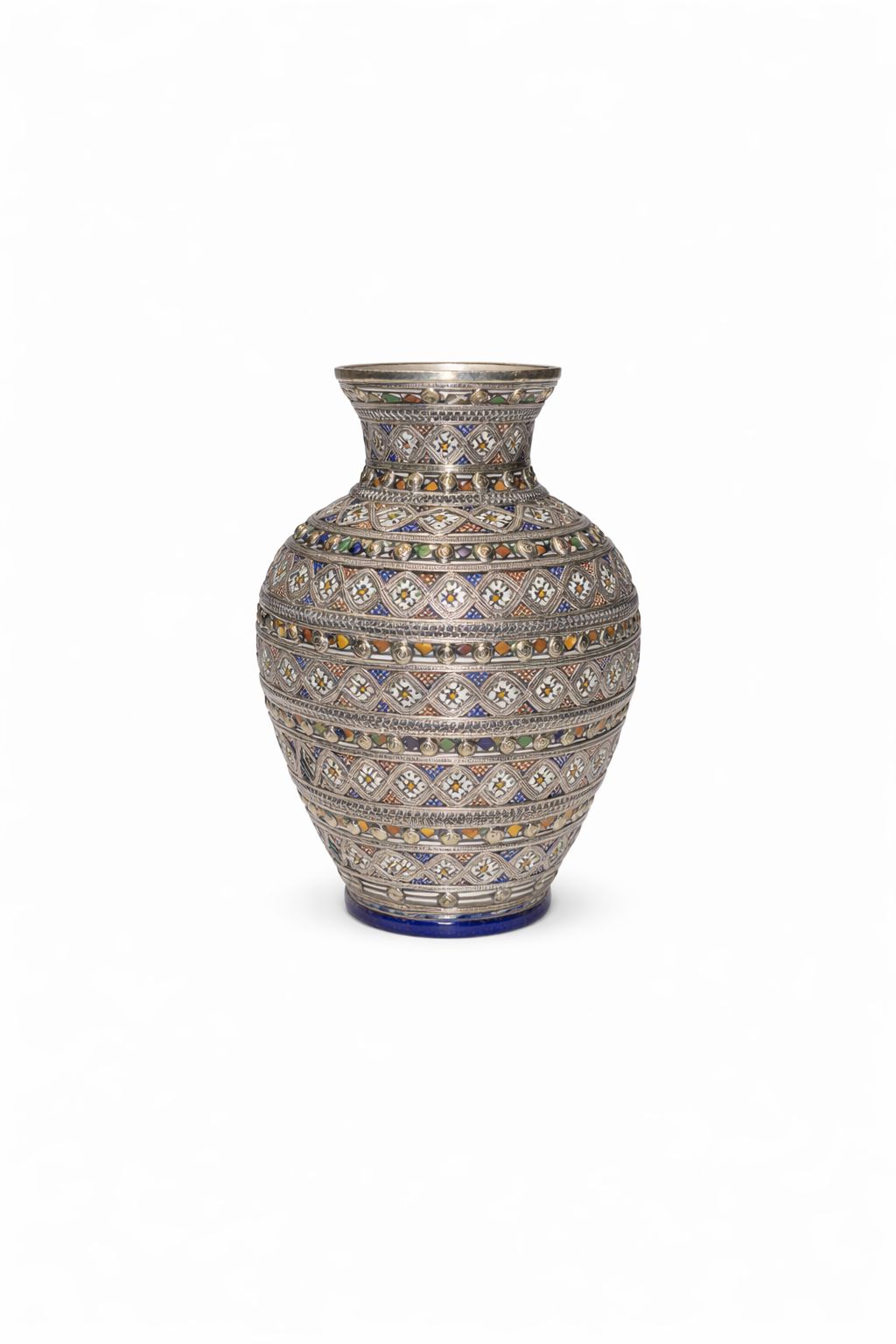 Petit vase traditionnel en poterie avec fil métallique fait main