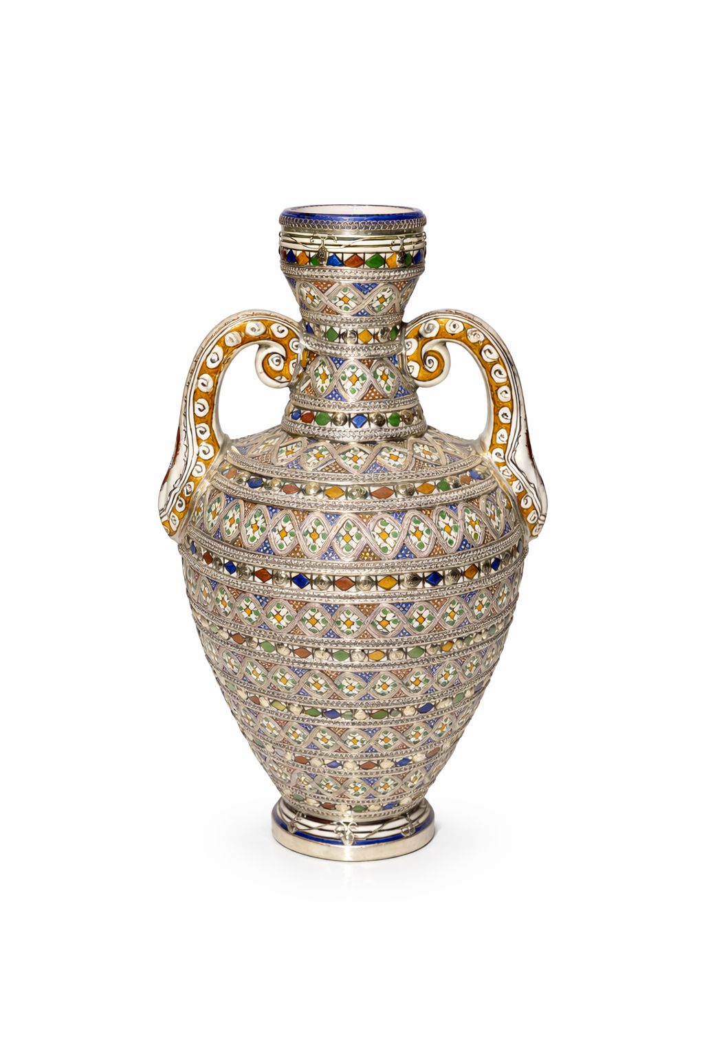 Grand vase traditionnel en poterie avec fil métallique fait main